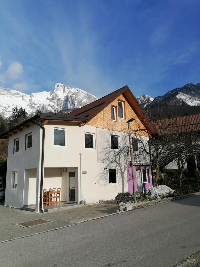 Apartma Pr Urarj Kobarid Esterno foto